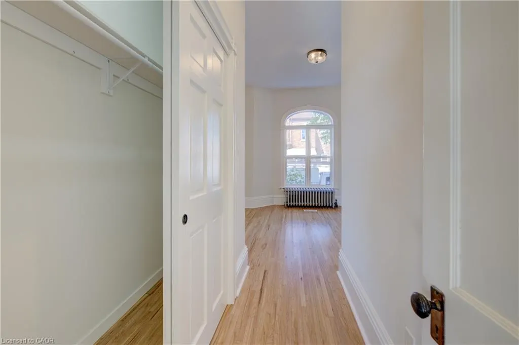 232 Park Street N, #Apt #1