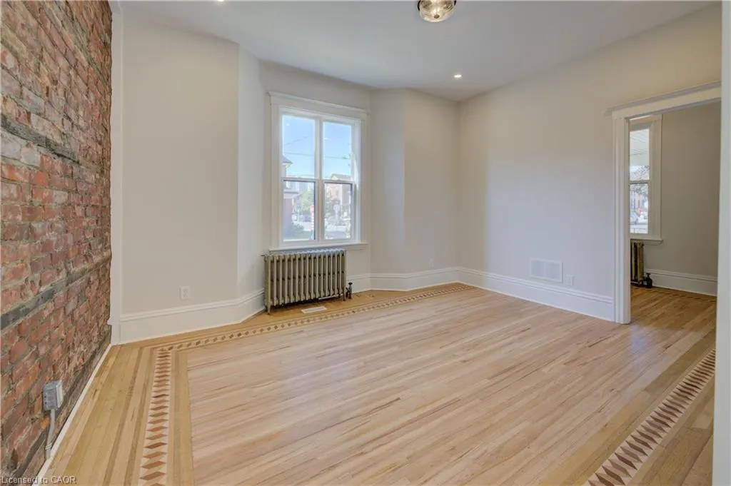 232 Park Street N, #Apt #1