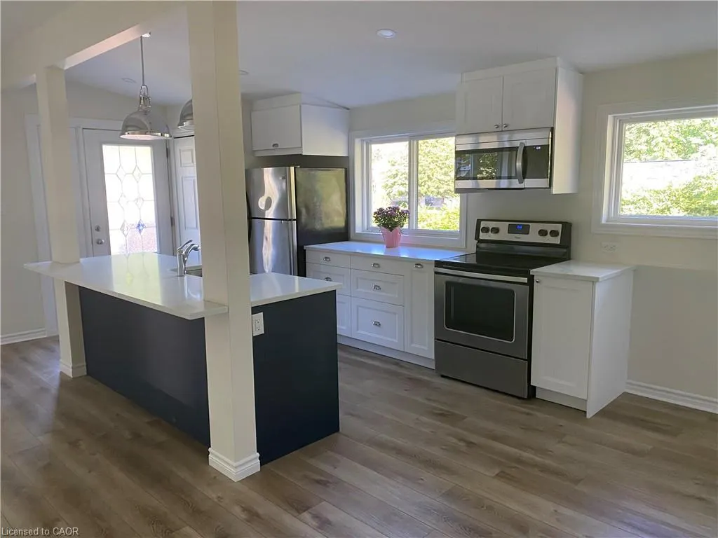 418 Norrie Crescent