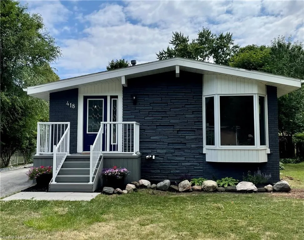 418 Norrie Crescent