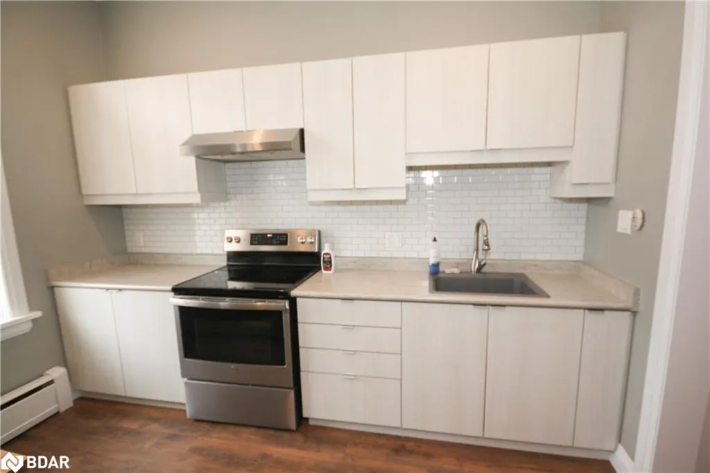 19 Peter Street, #1