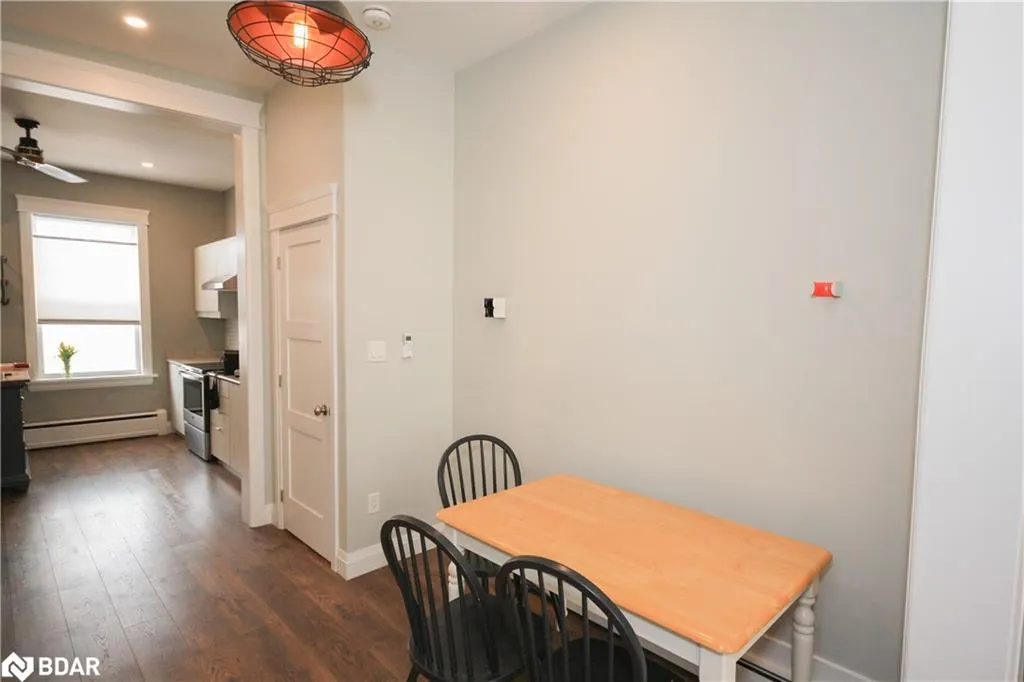 19 Peter Street, #1