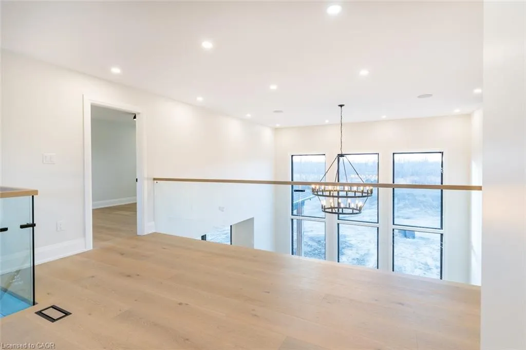 256 Mountain Road