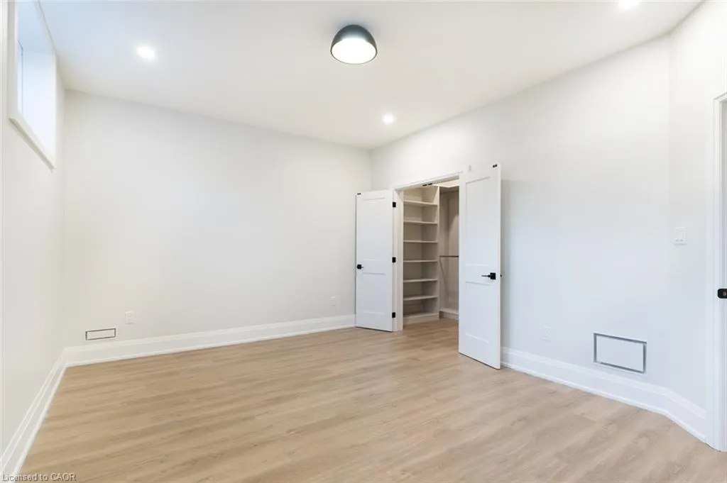 256 Mountain Road