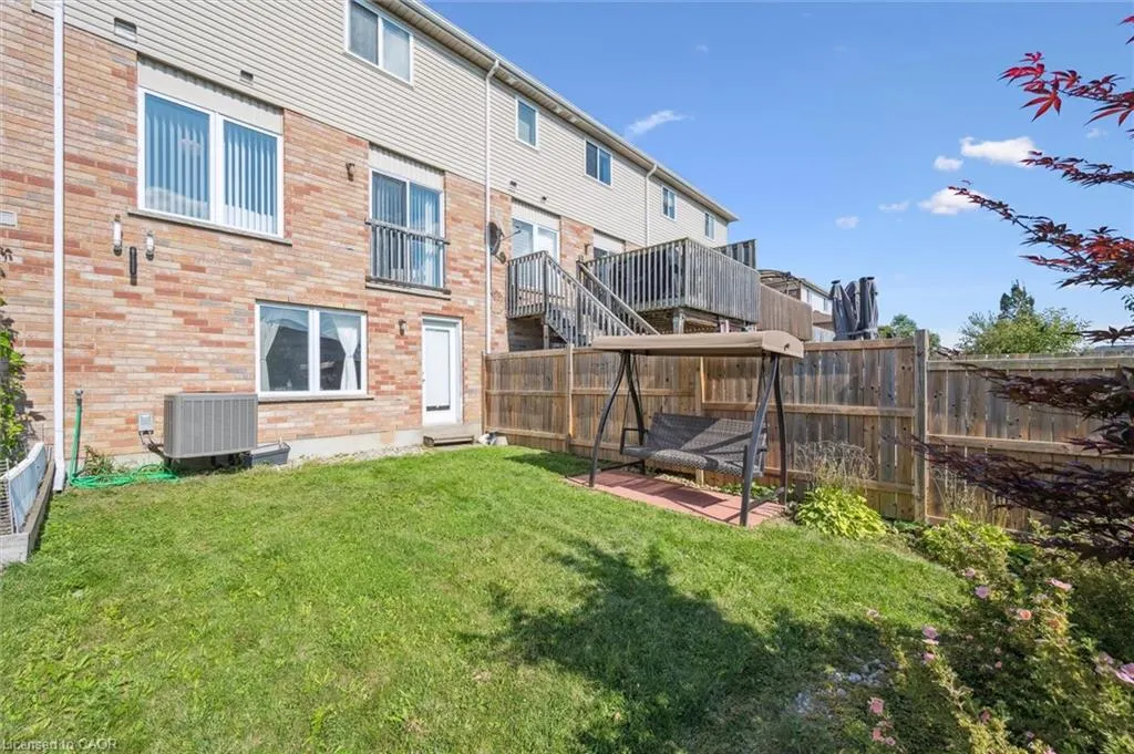 26 Hasler Crescent
