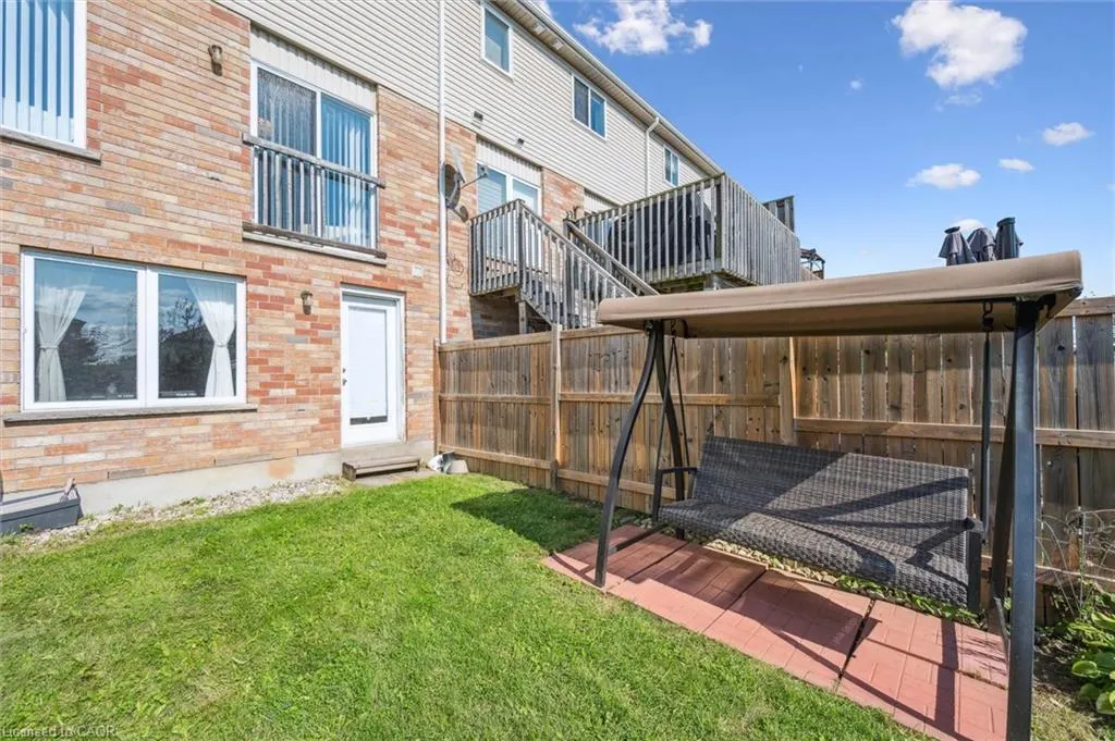 26 Hasler Crescent