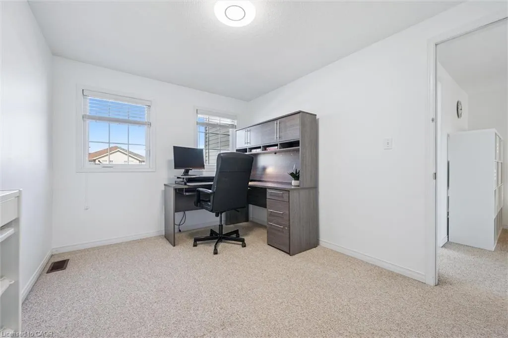 26 Hasler Crescent