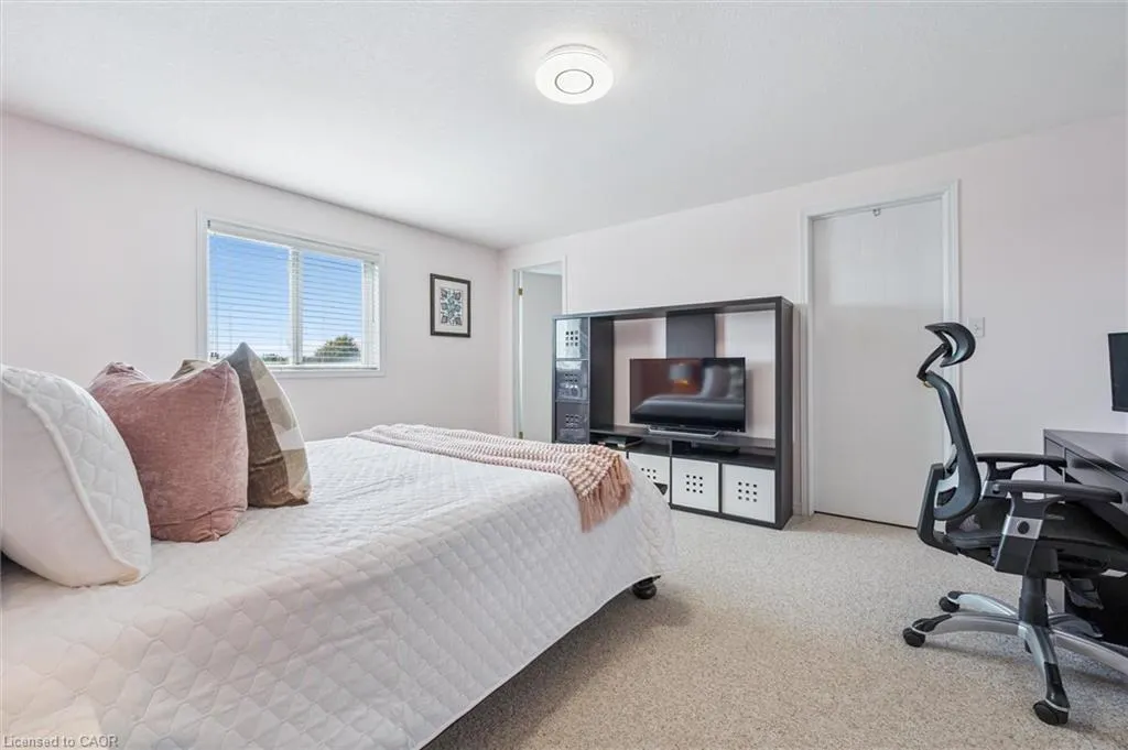 26 Hasler Crescent
