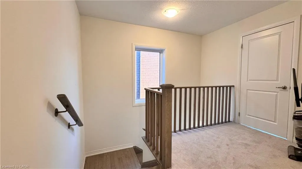 99 Crossmore Crescent