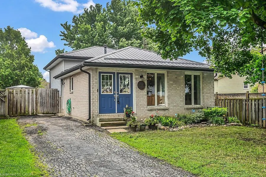 44 Ravine Crescent