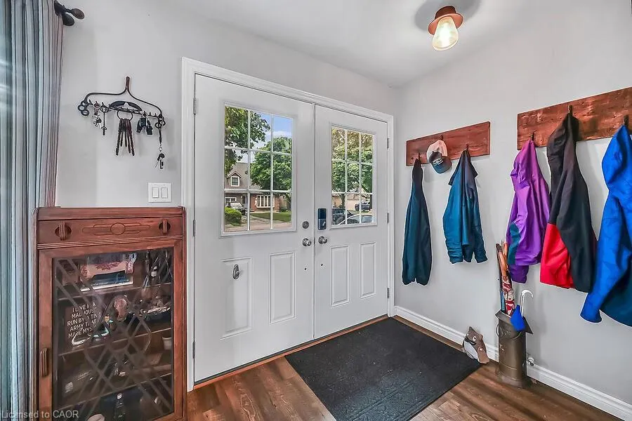 44 Ravine Crescent