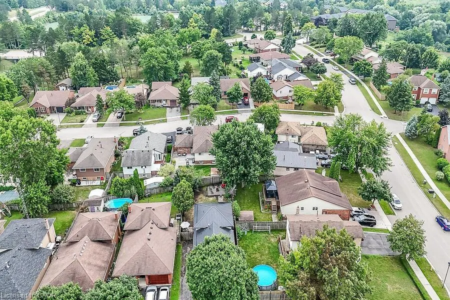 44 Ravine Crescent