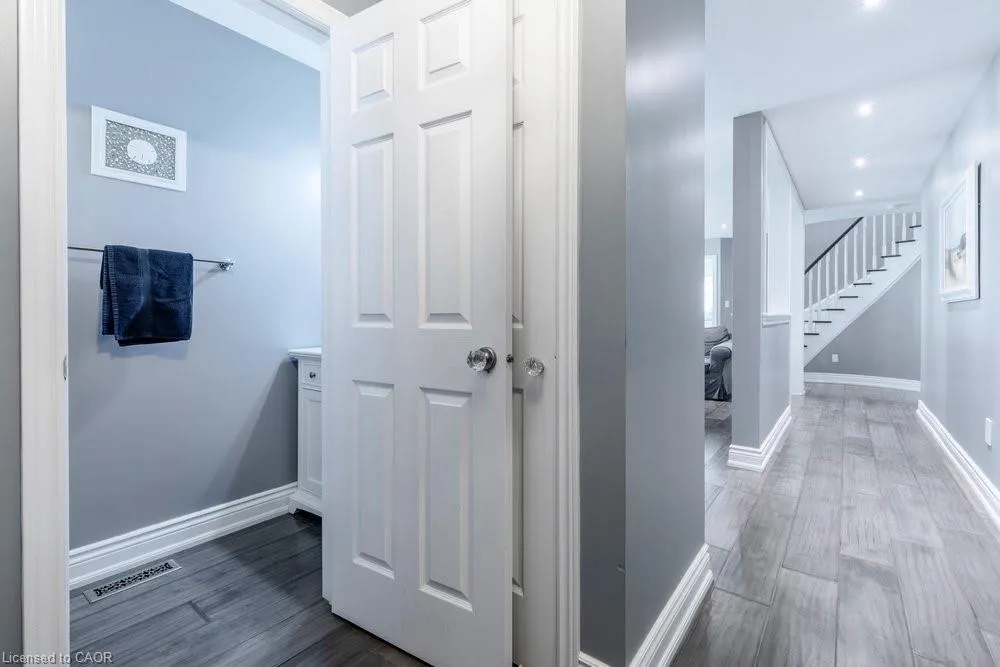 15 Buttercup Crescent