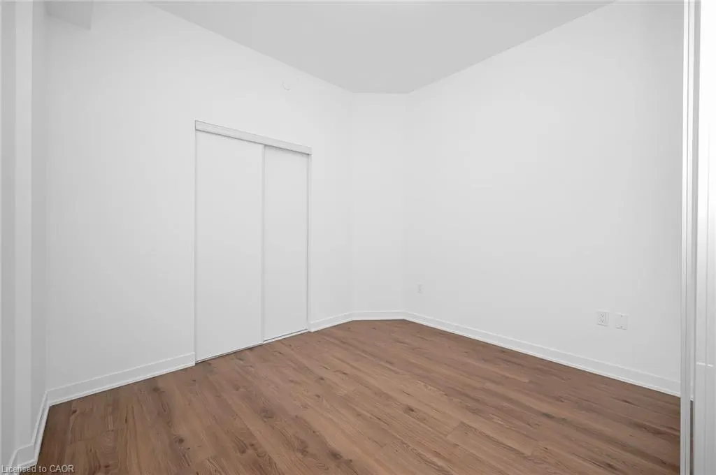 395 Dundas Street, #718