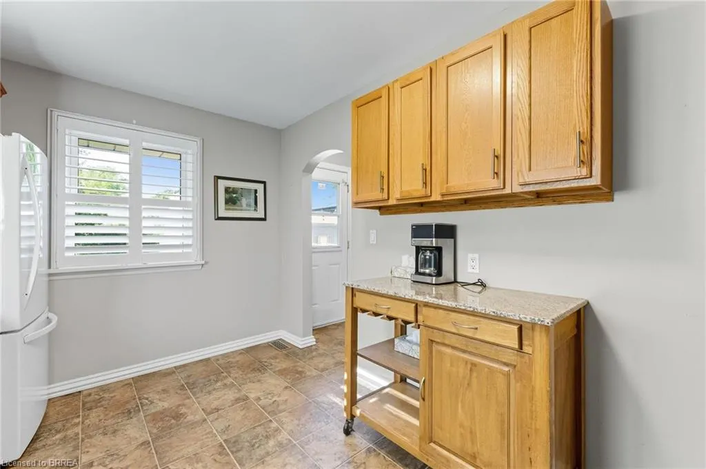 119 West River Road