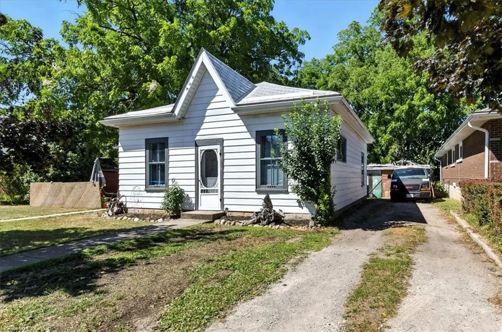 92 Francis Street