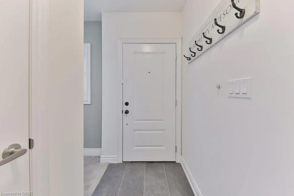 2160 Trafalgar Road, #10