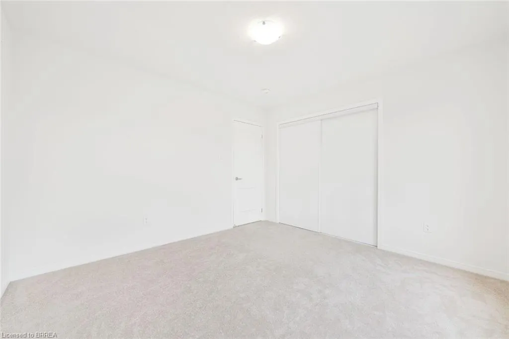 8 Tate Street