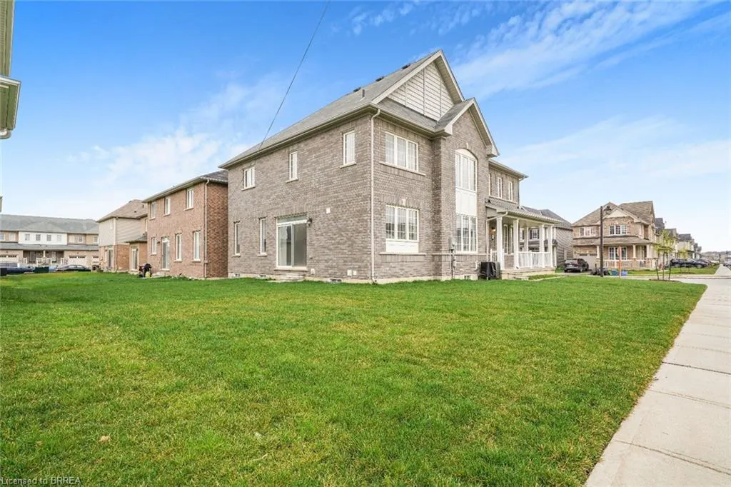 8 Tate Street