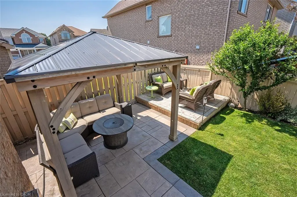 5586 Churchill Meadows Boulevard