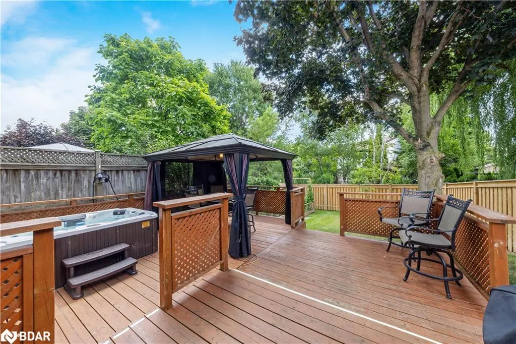 3104 Autumn Hill Crescent