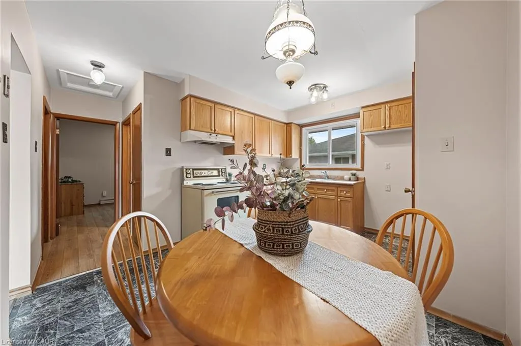 55 Lauris Avenue