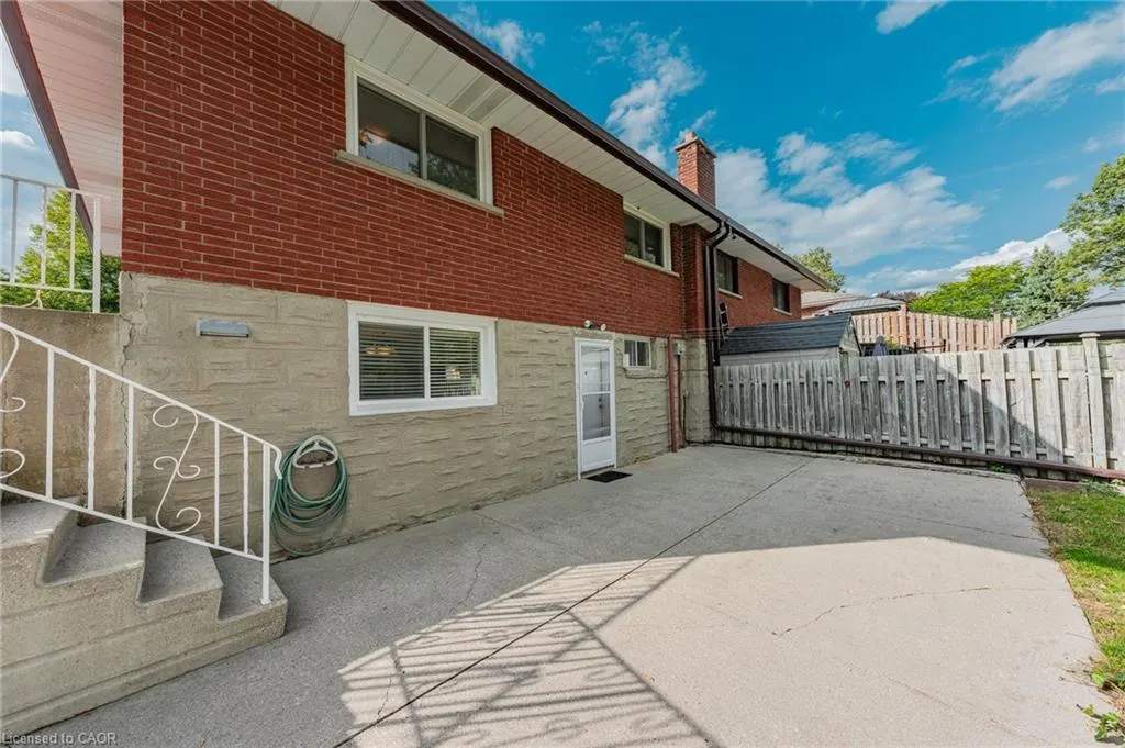 55 Lauris Avenue