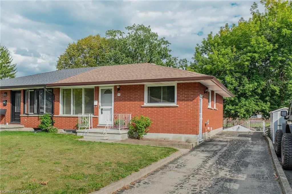 55 Lauris Avenue