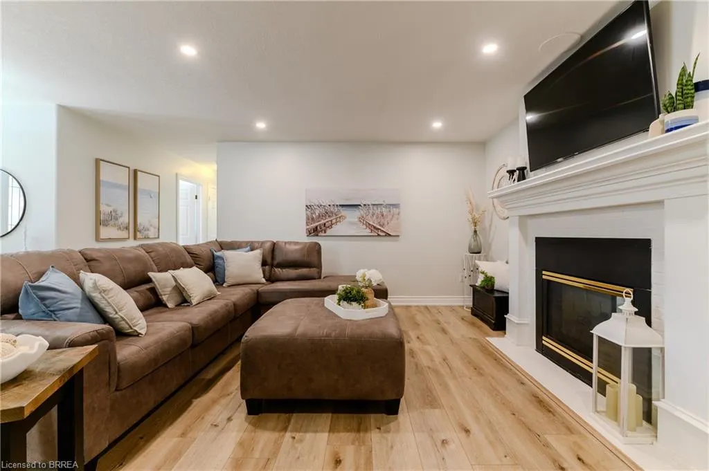 5 Newport Lane