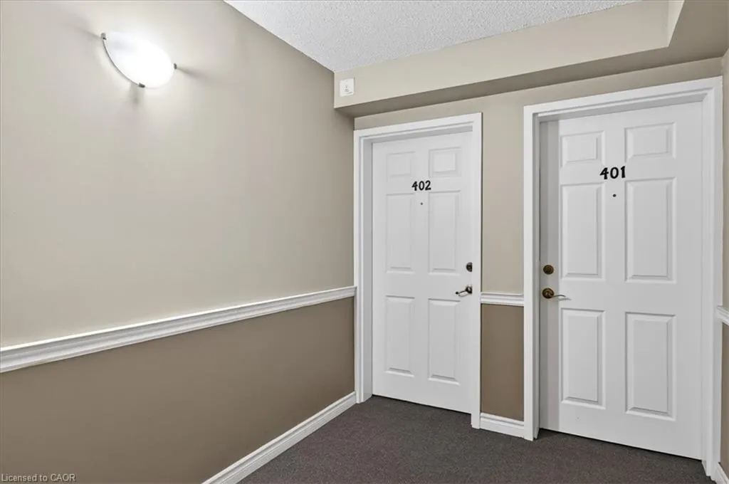 2055 Appleby Line, #402