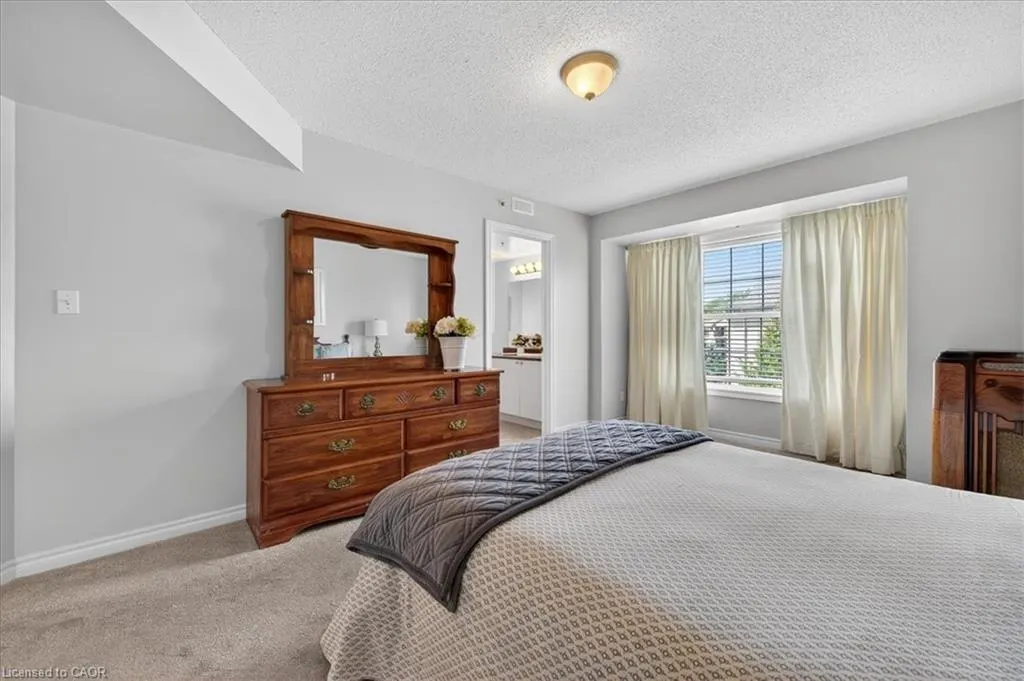2055 Appleby Line, #402