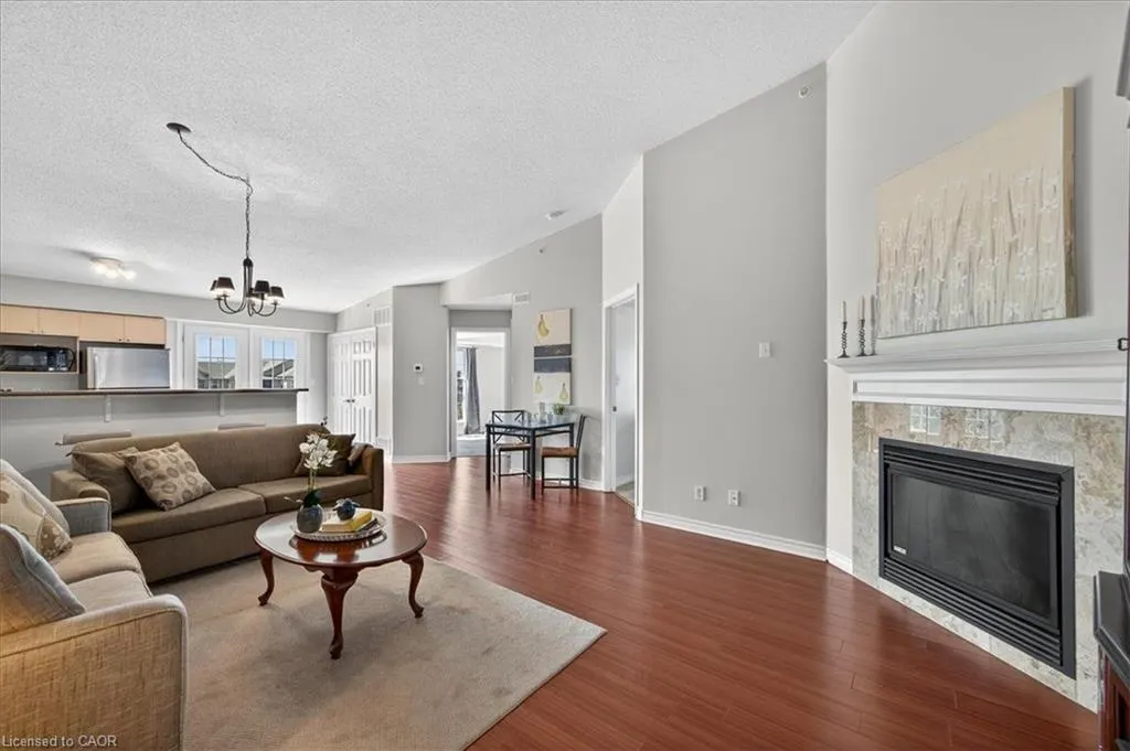 2055 Appleby Line, #402