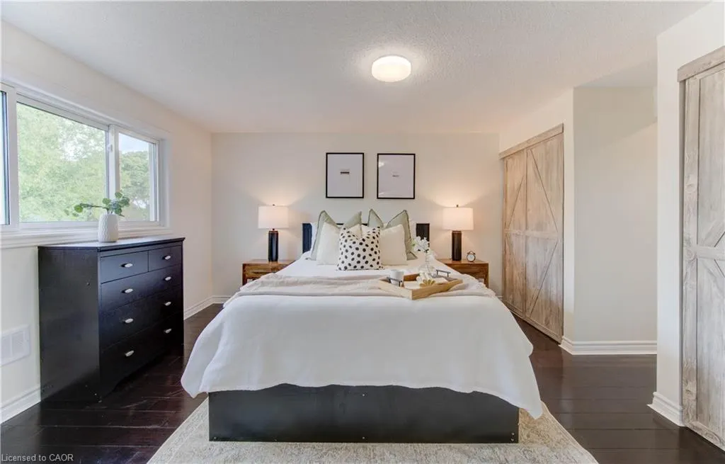 43 Winding Way