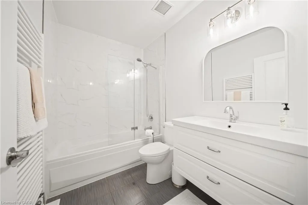 25 Concession Street, #215