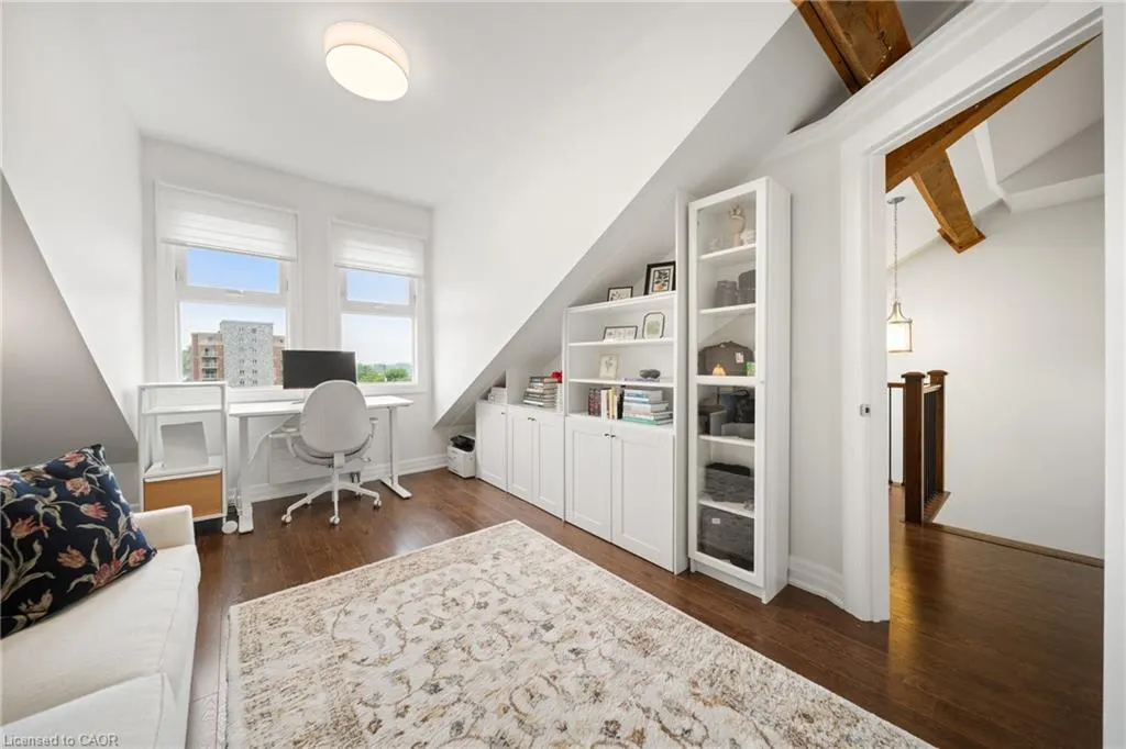 25 Concession Street, #215