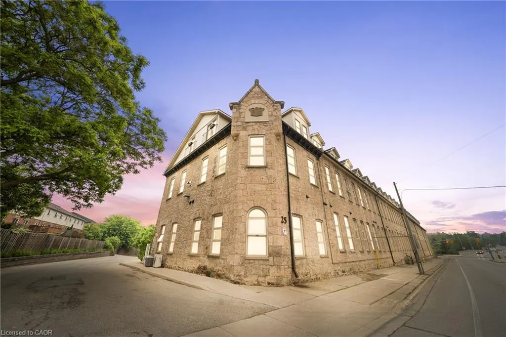 25 Concession Street, #215