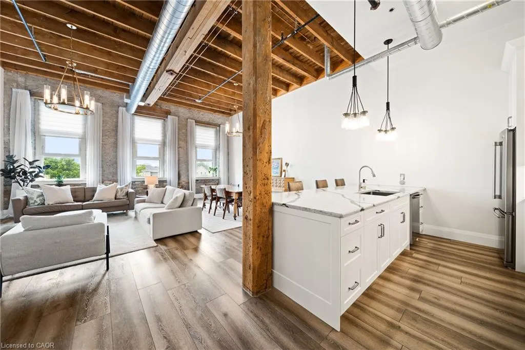 25 Concession Street, #215