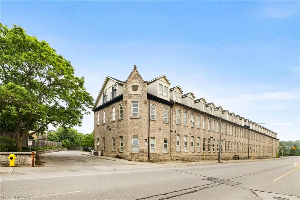 25 Concession Street, #215