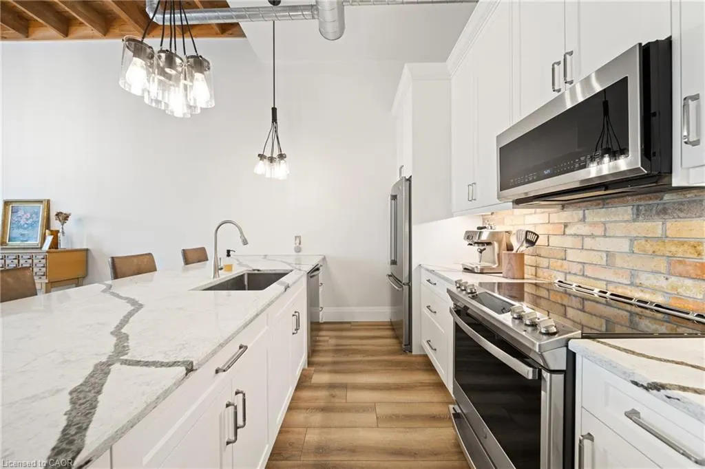 25 Concession Street, #215