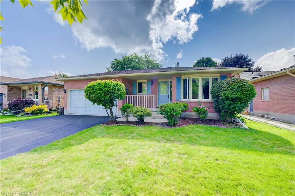 489 Northlake Drive