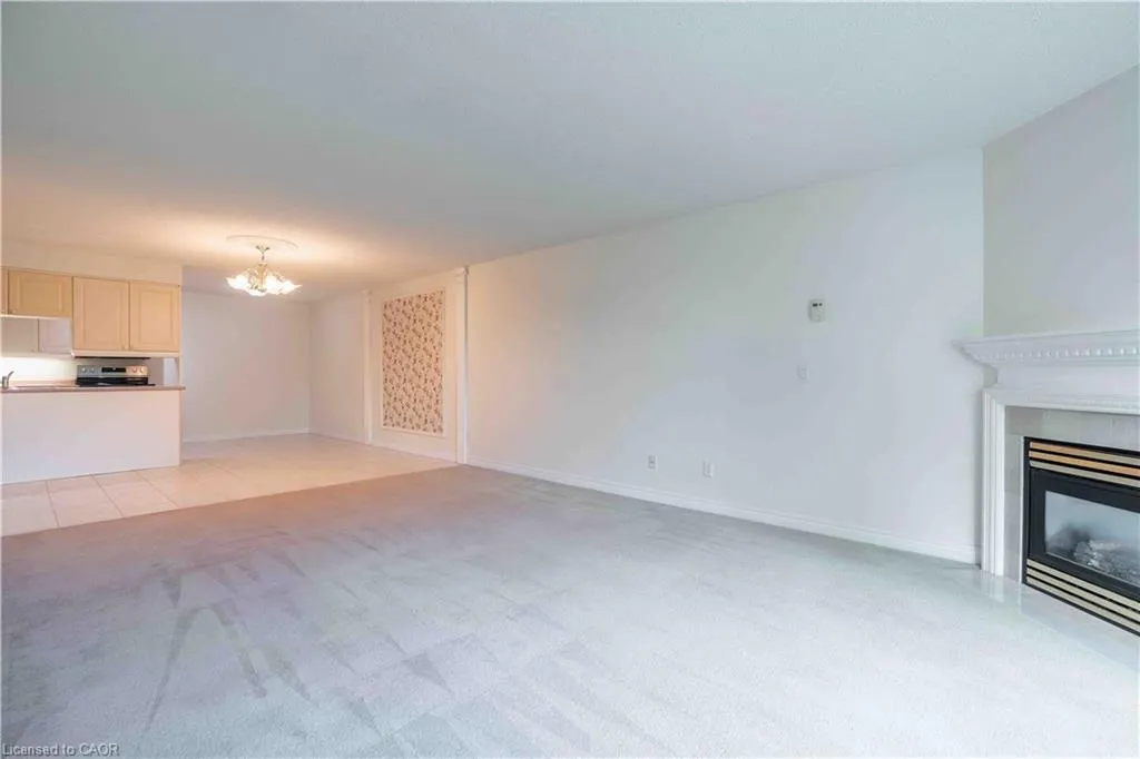 980 Golf Links Road, #207