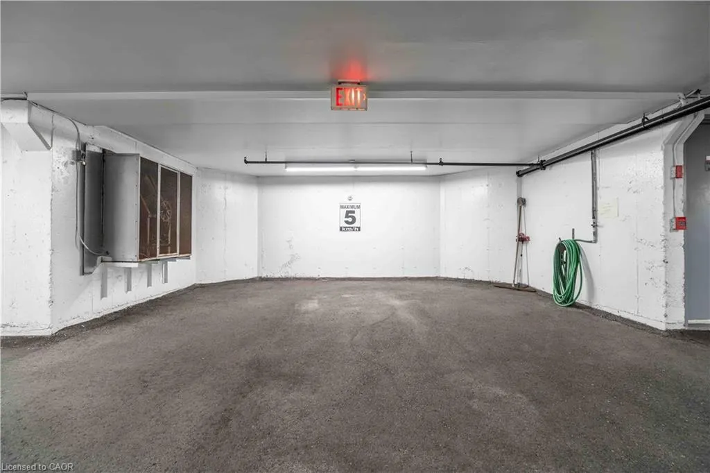980 Golf Links Road, #207