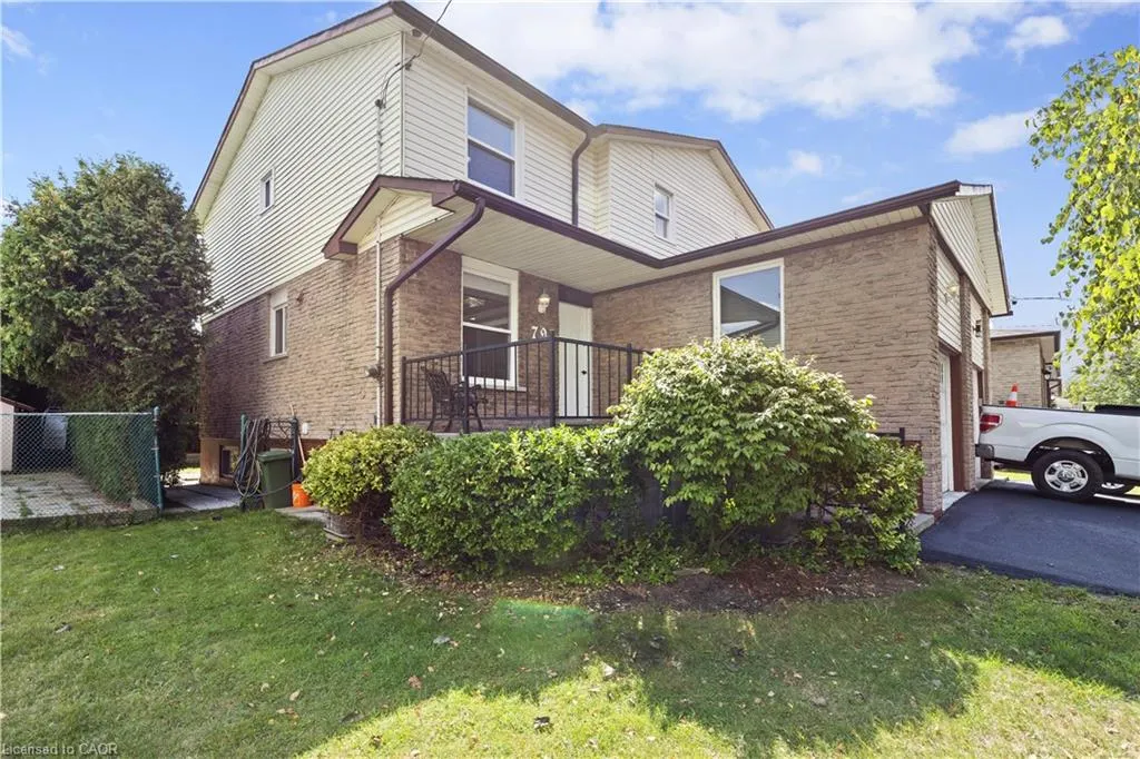 79 Adis Avenue