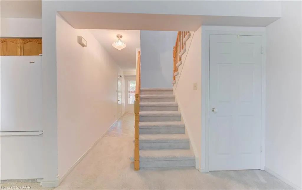 523 Beechwood Drive, #5