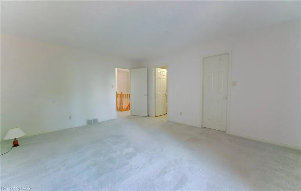 523 Beechwood Drive, #5