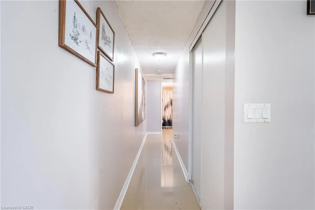 4872 Valley Way, #101