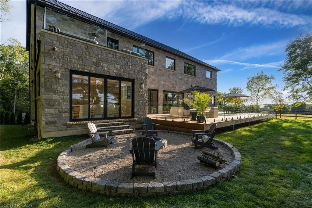 1067 Jerseyville Road W