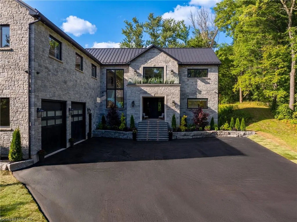 1067 Jerseyville Road W