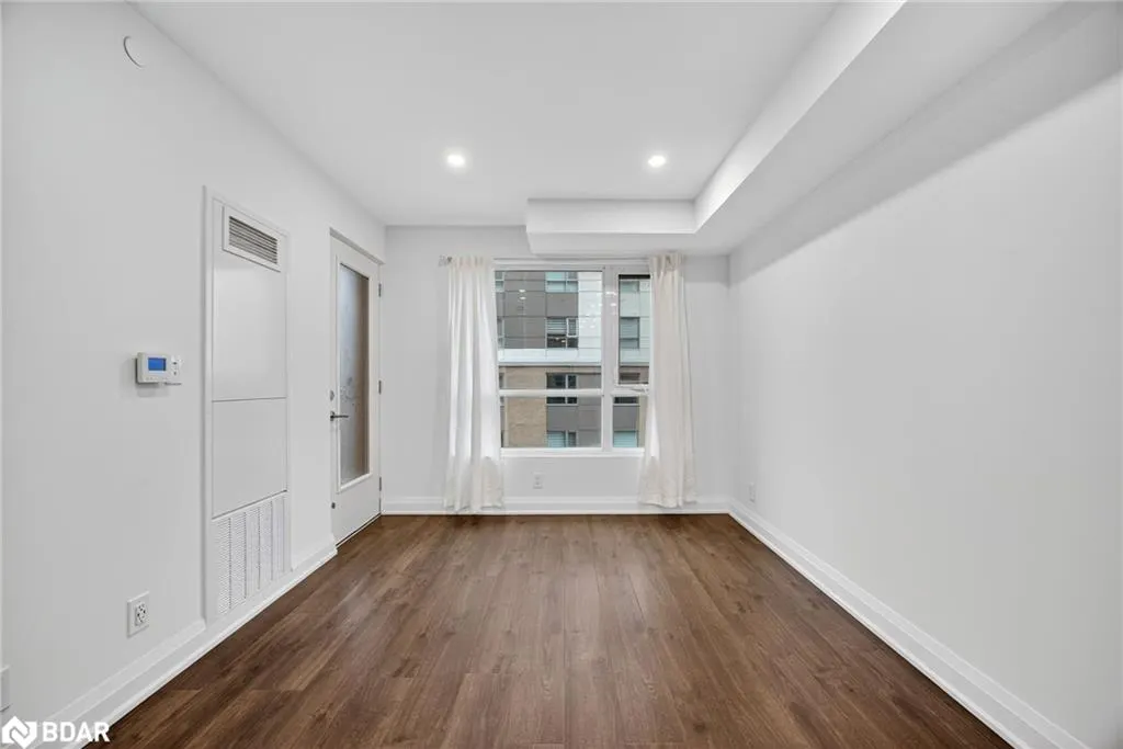 58 Lakeside Terrace