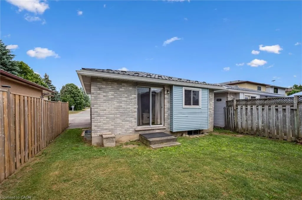 289 Strathallan Street